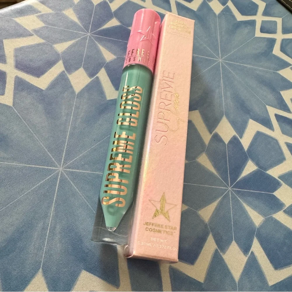 Gloss’d in Paradise Jeffree Star Supreme Gloss